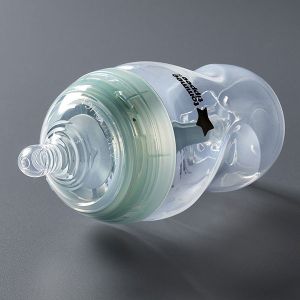 Tommee Tippee Комплект за новородено ANTI-COLIC+ САМОСТЕРИЛИЗИРАЩ TT.0036